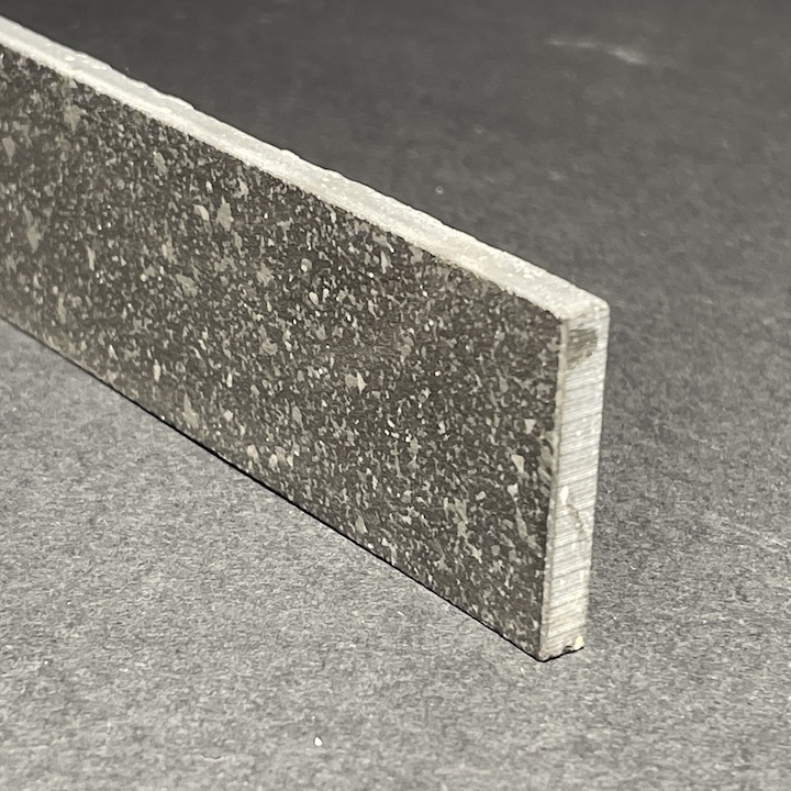 Rivestimento Battiscopa in Porcellana Nera H.3,8cm X L.120cm