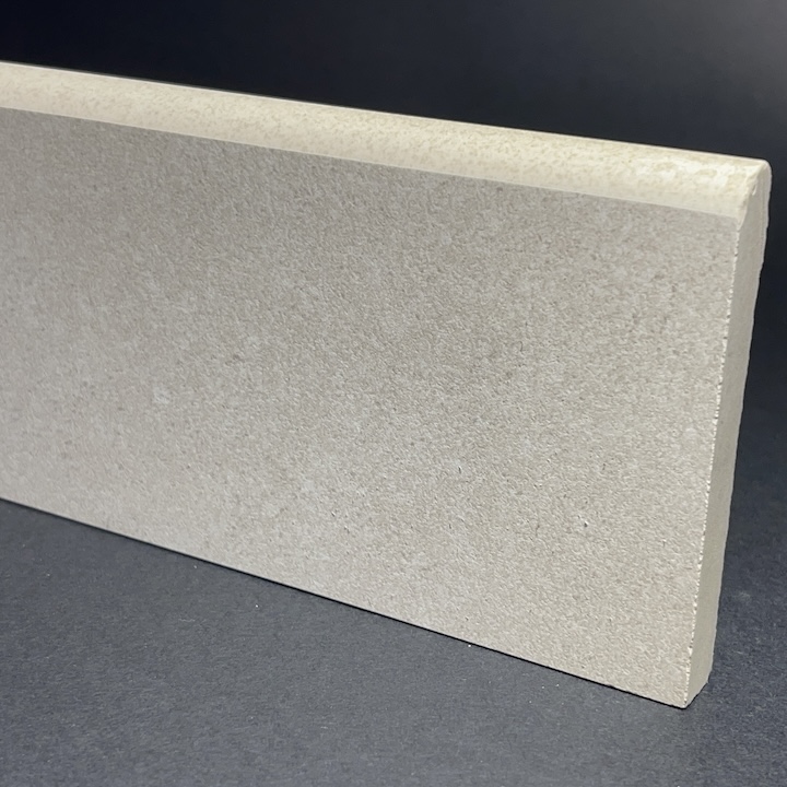 Battiscopa In Porcellana Lappone Grigio Chiaro H.7cm X L.44cm
