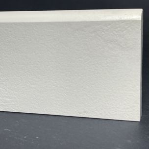 Battiscopa In Porcellana Materica Bianco Lappone H.9,5cm X L.89,5cm