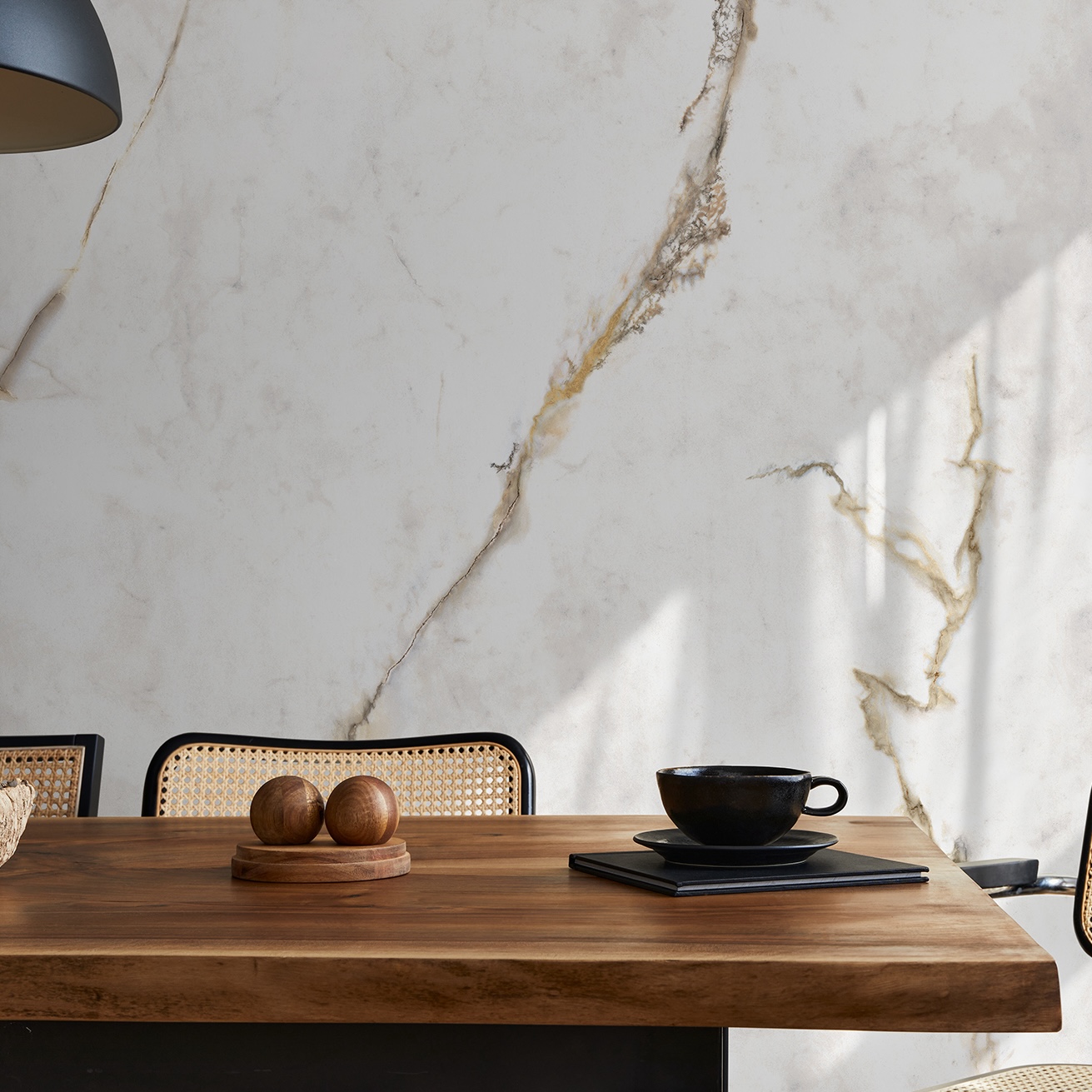 Gres Porcellanato Effetto Marmo Calacatta Gold Extra Lucido 120X120 - Edgd823
