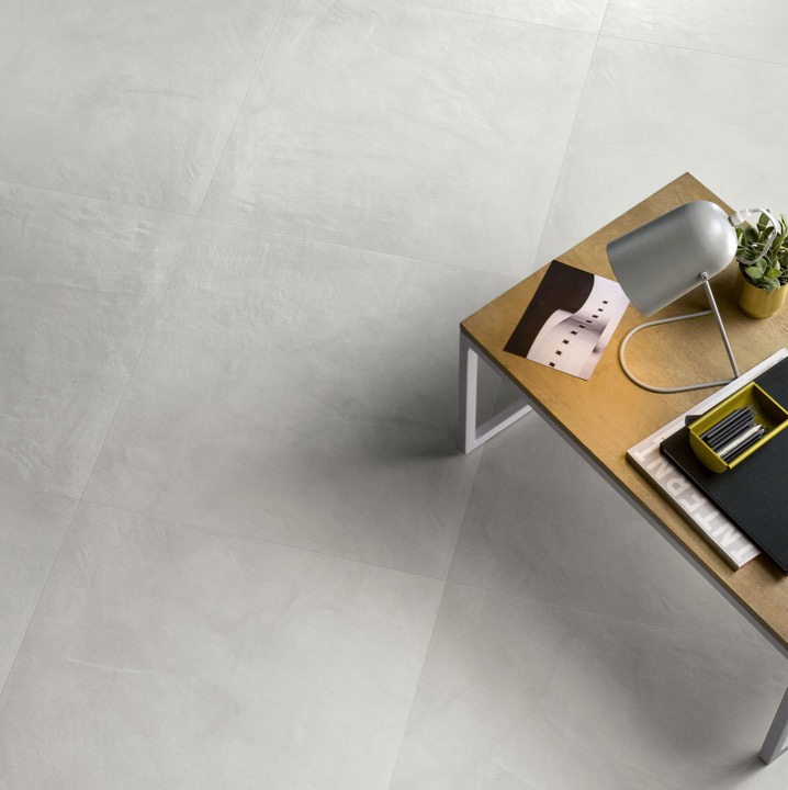 Pavimento in Gres Effetto Cemento Moderno Grigio Chiaro 100x100 - CS25111